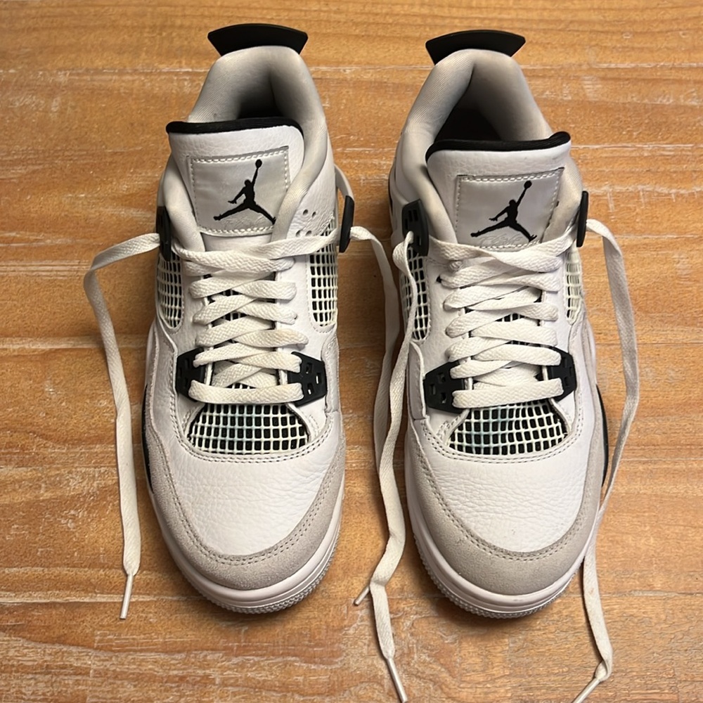 Jordan 4 Military Black Size Y6